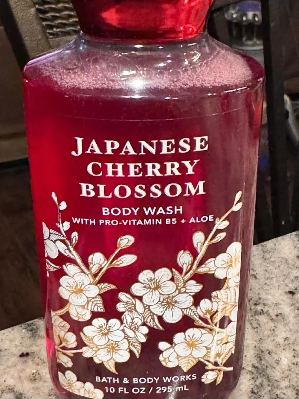Bath & Body Works Japanese Cherry Blossom Body Wash - Red